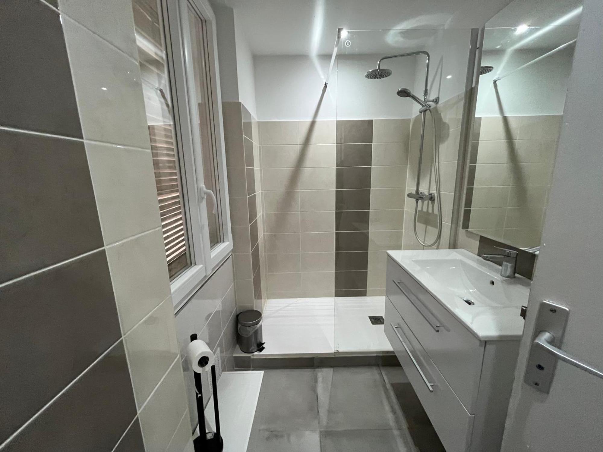 Studio Confortable Avec Balcon Villeneuve-sur-Lot Exterior foto